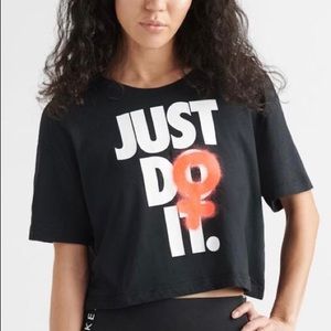 Nike Rebel 2 Crop Tee